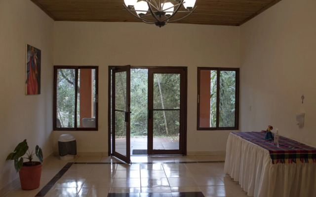 Hotel Huella Lenca