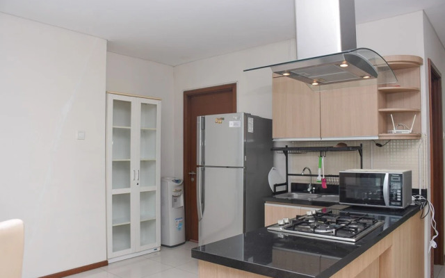 Spacious and Strategic 3BR at Thamrin Executive Apartment