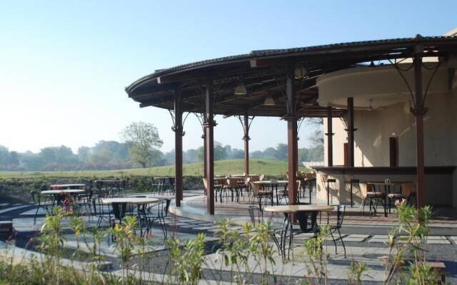 Gulmohar Greens - Golf & Country Club