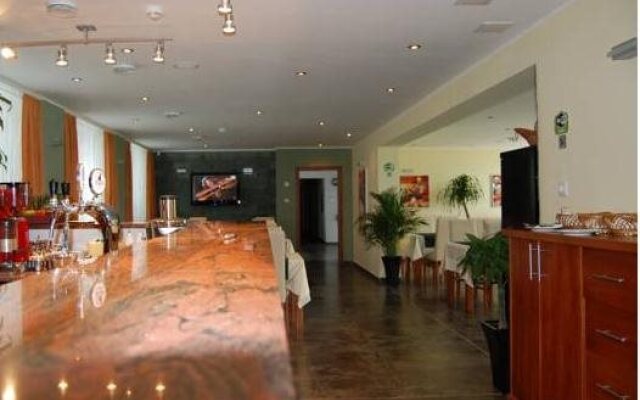Hotel 21