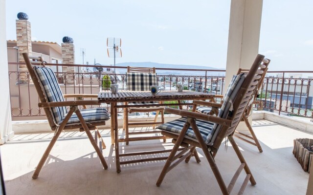 Spacious New apt w View in Agia Varvara