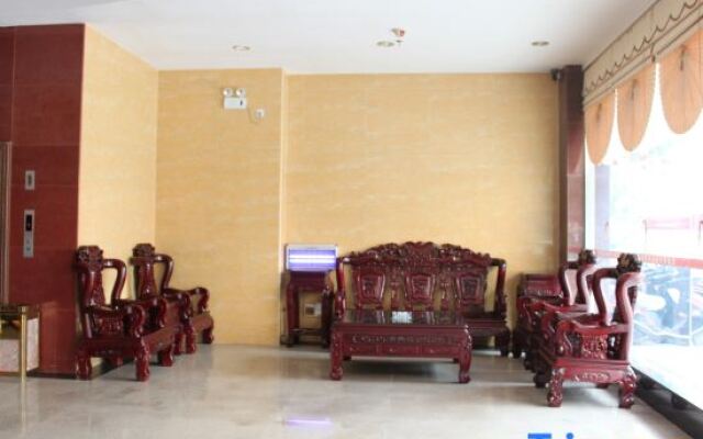 Marriott Business Hotel (Gaozhou People's Court)