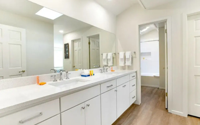 15 Chambertin Townhomes  3 Bedroom Townhouse by RedAwning