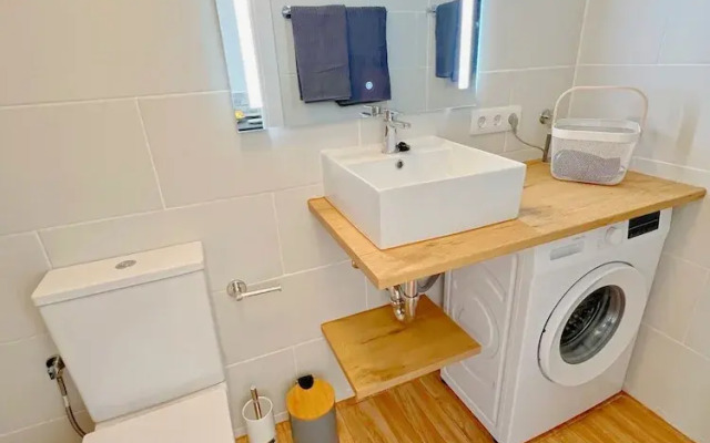 Sea View Bungalow with Communal Pool