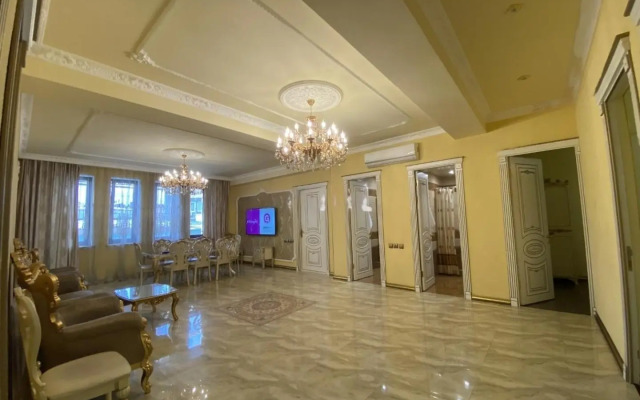 Al Sheikh 5 Bedroom Luxury Apartment 1