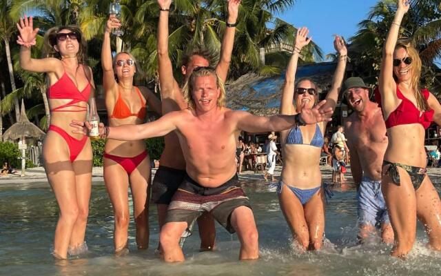 Beach Club Escape Holbox
