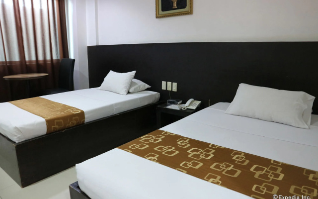 Check Inn Pension Arcade