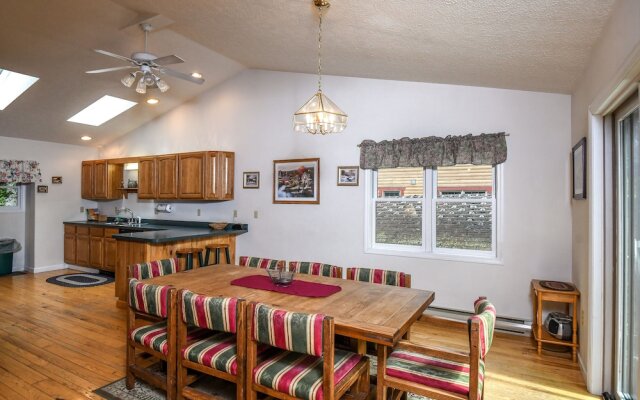 Lakeside Memories 4 Bedroom House