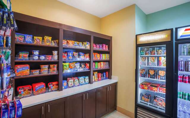 La Quinta Inn & Suites by Wyndham Beeville