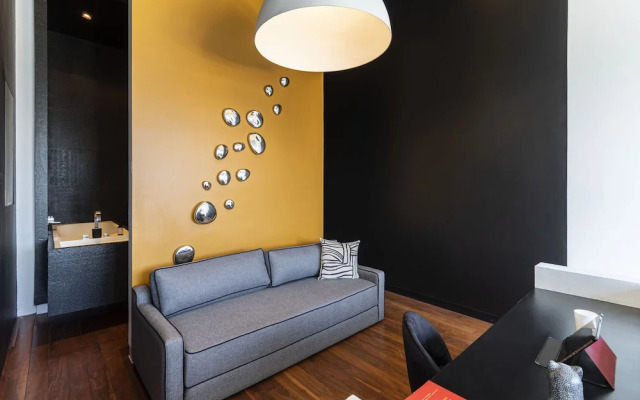 Collection Suites by Kukun