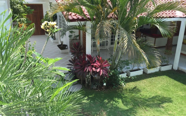 Yogyakarta Tropicana Villa