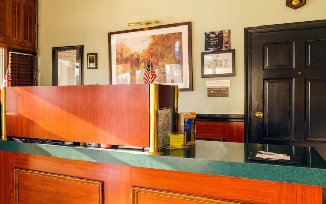 Budget Host Alexandria