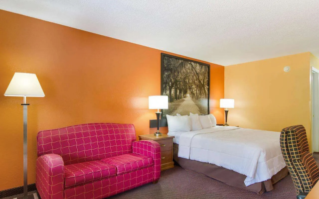 Americas Best Value Inn Darien