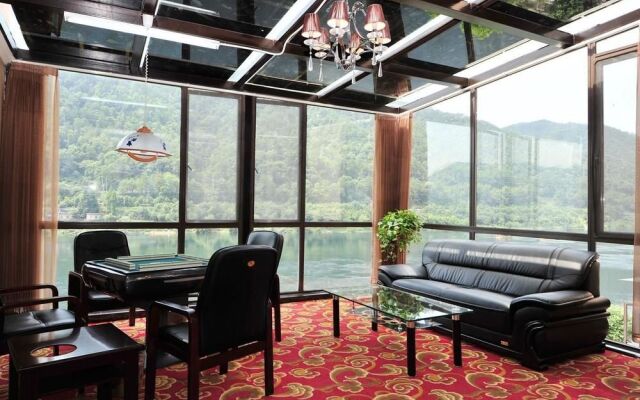 Hangzhou Jiande Yin Yuan Hotel