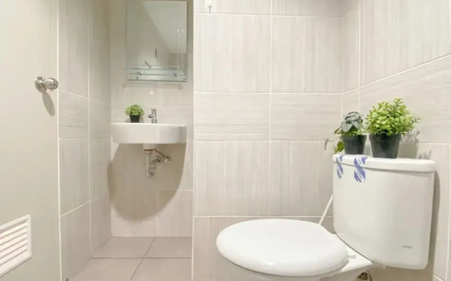 Modern Compact Studio Apartment At Vasanta Innopark