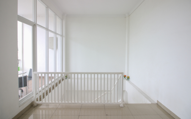 Golden Snail Guest House