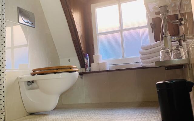 Amsterdam Central Guest House