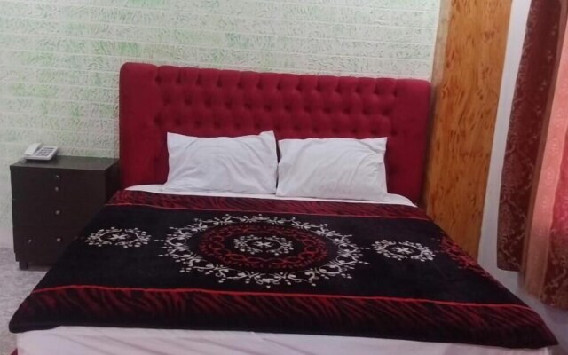 River Breeze Hotel