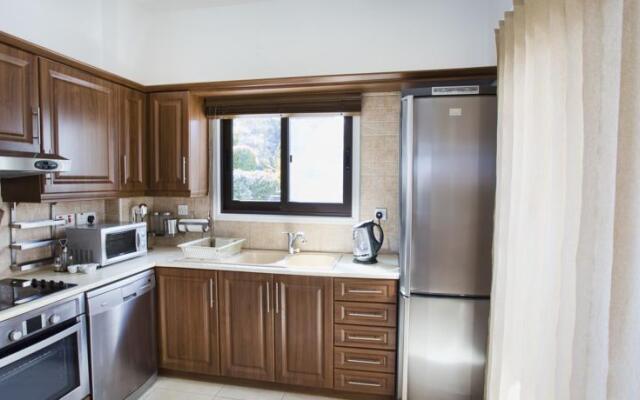 Konnos Beach Villa 1