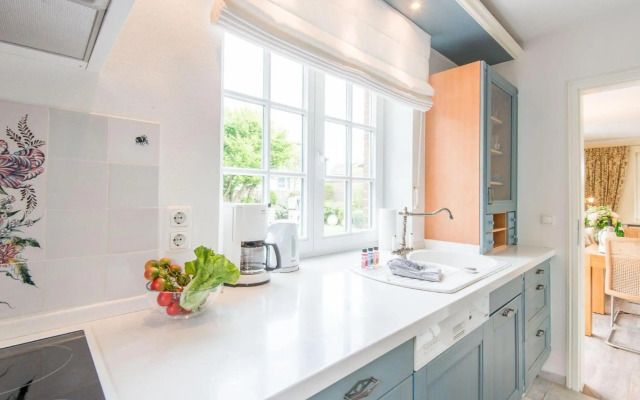 Haushaelfte B_ Wenningstedter Weg