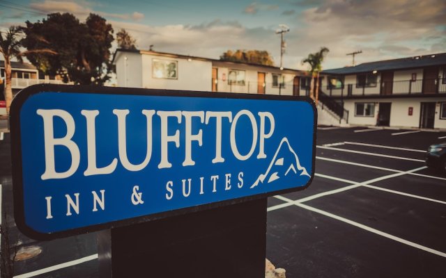 Blufftop Inn & Suites - Wharf/Restaurant District
