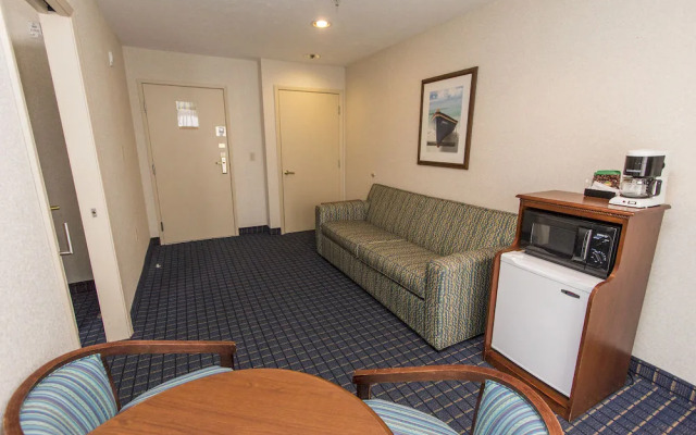 Cedar Point's Sandcastle Suites