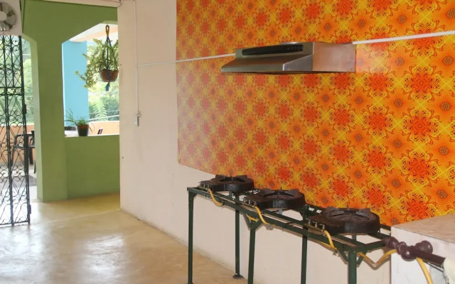 Luiggi Hostel