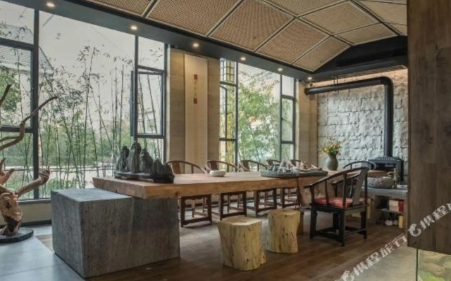 Xiaoyin Yisu Hostel