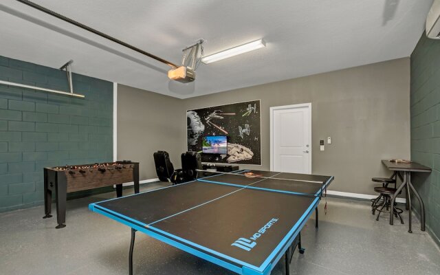 Villa! Private Pool & Game Room! Near Disney