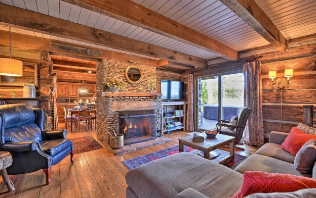 Cabin Near Boone w/ Hot Tub & Mountain Views