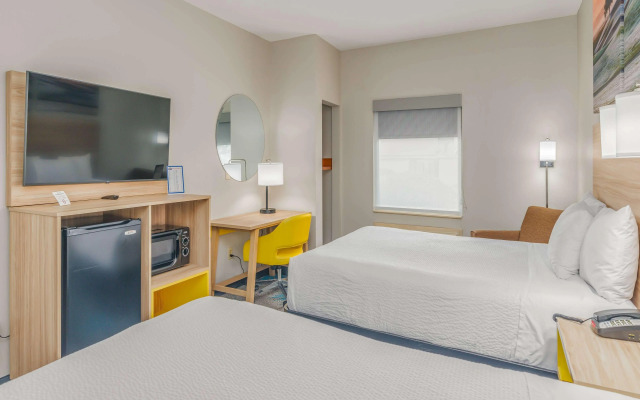 Days Inn & Suites by Wyndham Prattville-Montgomery