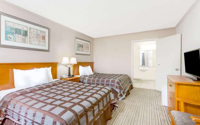 Days Inn by Wyndham Manning