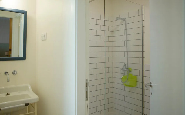 The Holy Cow - Hostel & Suites