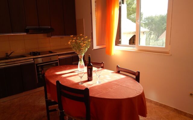 Apartment Deni