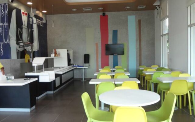 Hotel Caspia Pro Pune Hinjewadi