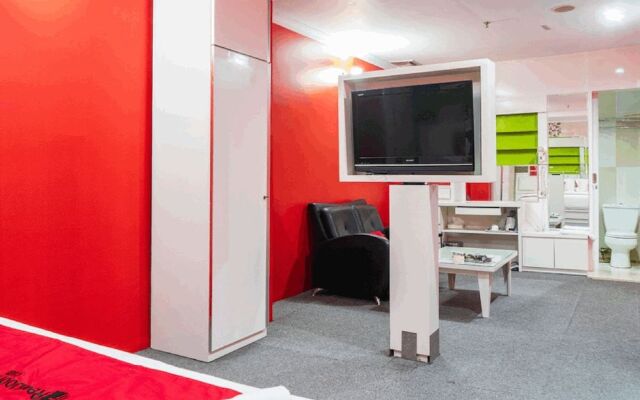 RedDoorz Plus near Chadstone Mall
