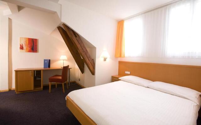 Central City Hotel Rochat