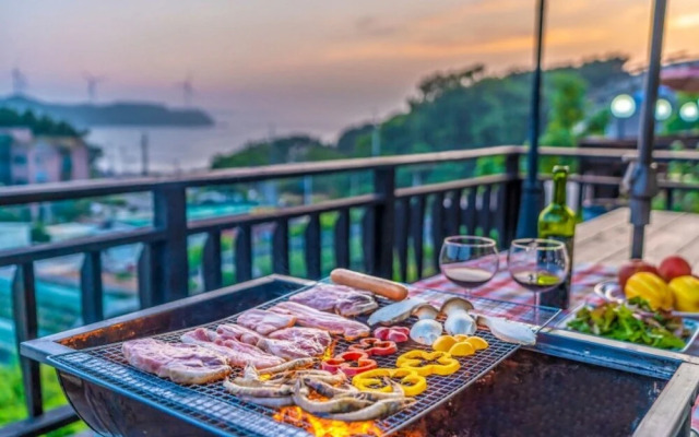 Daebudo Grand Blue Pension