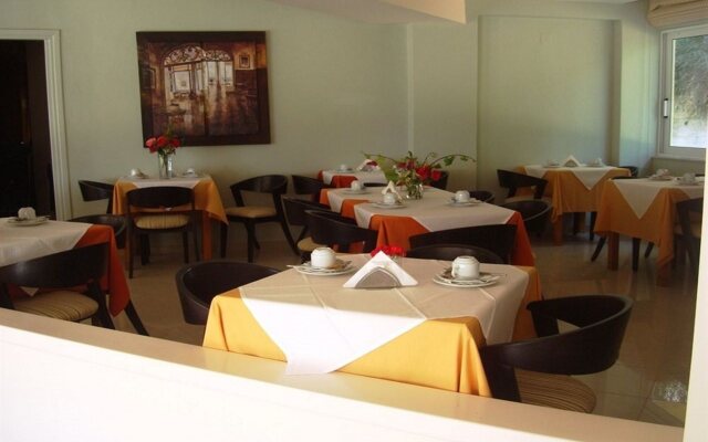 Glyfada Beach Hotel