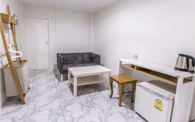 Take a Rest Donmueang