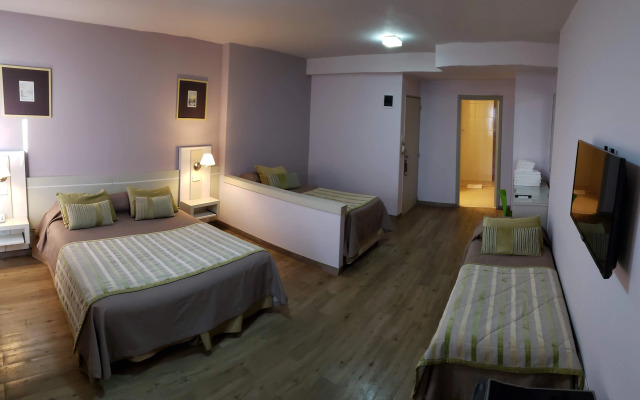 Continental Posadas Hotel