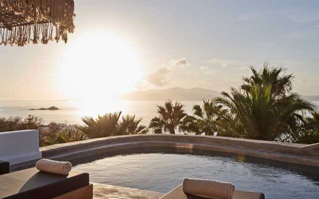 Monogram Travel Naxos