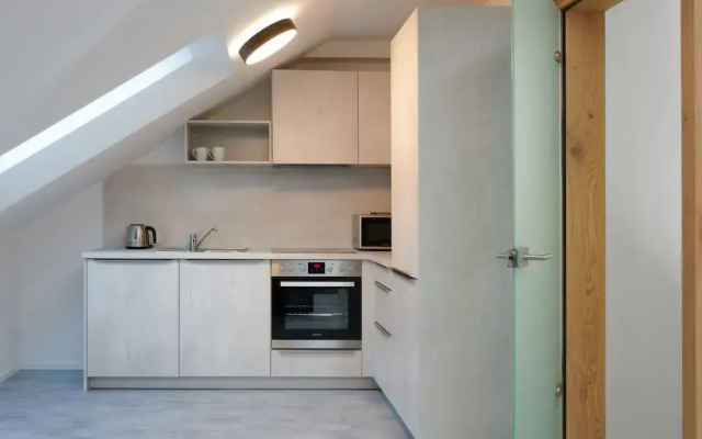 VN48 Suites by Adrez Living