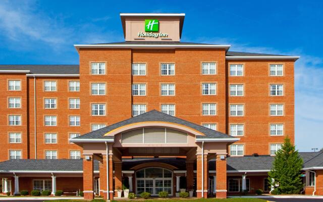 Holiday Inn Chantilly-Dulles Expo Center, an IHG Hotel