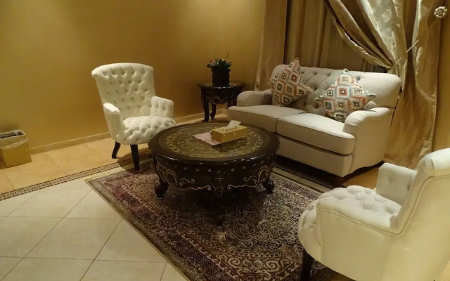 Comfort Inn Al Taawon