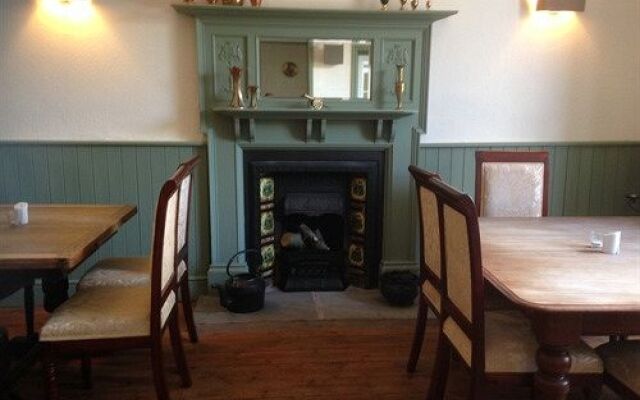 The Somerset Arms