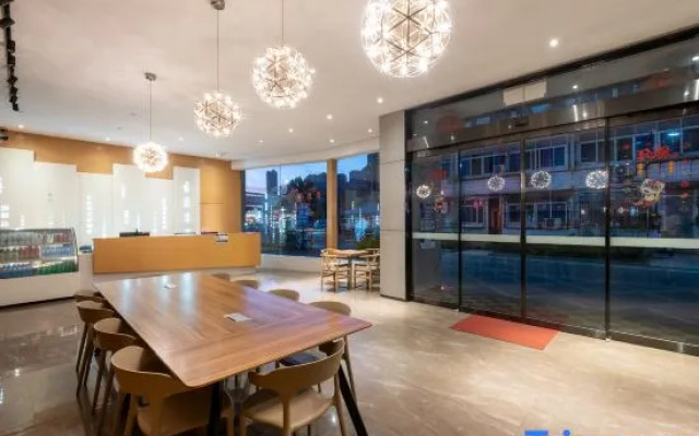 Yongsheng Future Hotel (Qingshan Branch)