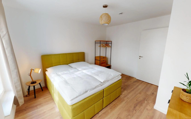 Travel Art Boardinghouse (Lazarettstr.)