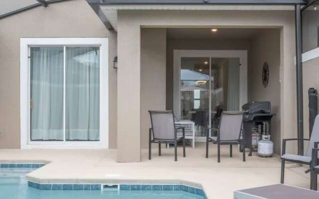 2941 Modern 4BD at Storey Lake
