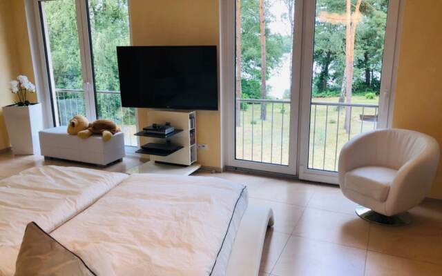 Luxus Ferienhaus am See